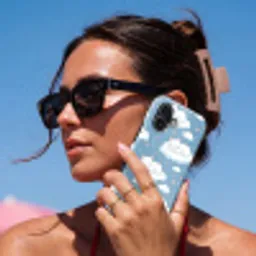 Kitten - Wolken - Blauw Toughcase MagSafe Apple iPhone 17 klein 1017 -Sfeer2V