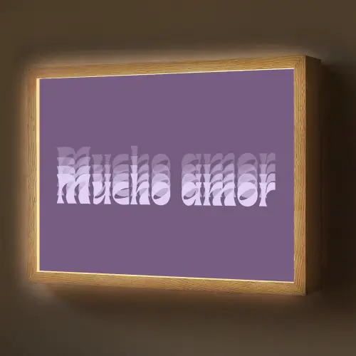 Mucho amor - Paars - Grafisch Light Box met batterij (Wandlamp) middel -z3d_website