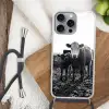 Koeien - Zwart - Wit Hoesje iPhone 16 Pro Max met koord klein -sfeer4