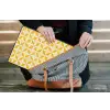 Patroon - Retro - Geel laptophoes neopreen klein 279 -tas