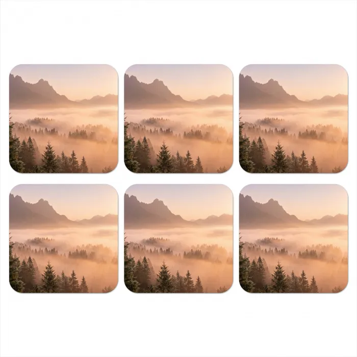 Zonlicht - Mist - Bergen - Bomen onderzetter kurk middel -3d