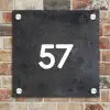 Donker steen - Traditioneel Naambord Vierkant klein -sfeer2