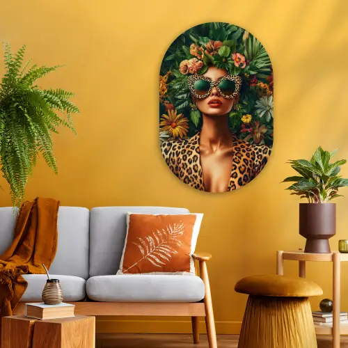 Vrouw - Panterprint - Jungle - Natuur - Luxe Wandcirkel Ovaal Glas middel -sfeer4