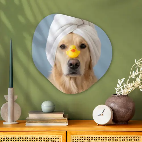 Hond - Badeend - Geel Wandcirkel Organisch Aluminium middel -sfeer2