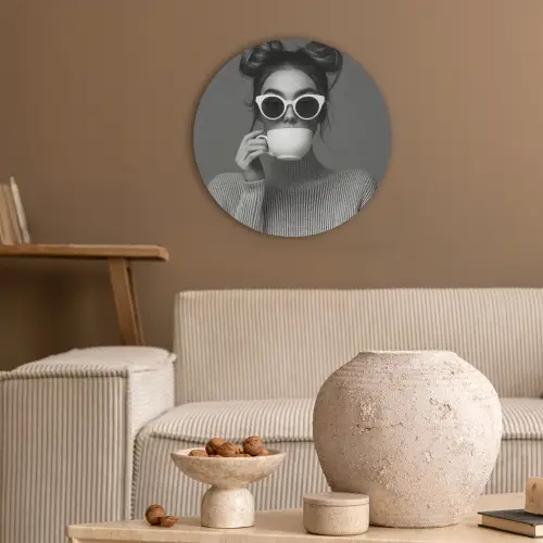 Vrouw - Koffie - Zwart - Wit Akoestische PET Vilt - Rond klein -sfeer1