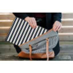 Verticale strepen - Blauw - Crème laptophoes neopreen klein 279 -tas