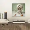 Hond - Bad - Champagne - Handdoek aluminium wit klein -sfeer1