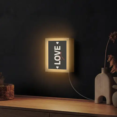 Love - Rood - Valentijn Light Box met kabel (Wandlamp) klein -sfeer1