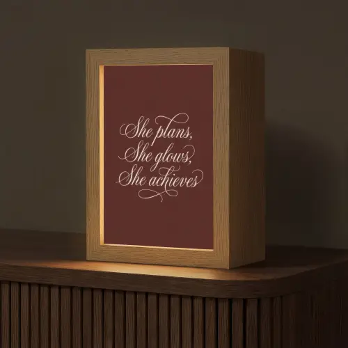 She plans she glows she achieves - Rood - Cursief Light Box met kabel (Tafellamp) klein -z3d_website