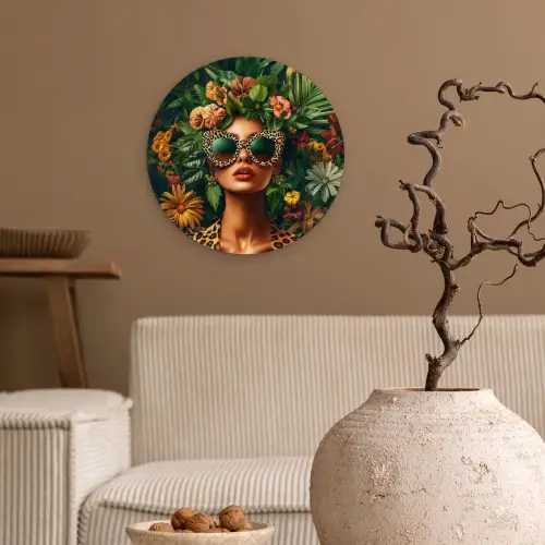 Vrouw - Panterprint - Jungle - Natuur - Luxe Wandcirkel kunststof plaat 5mm dik klein -sfeer1