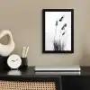Minimalistisch - Stelen - Wit fotolijst zwart zonder passe partout klein -sfeer1