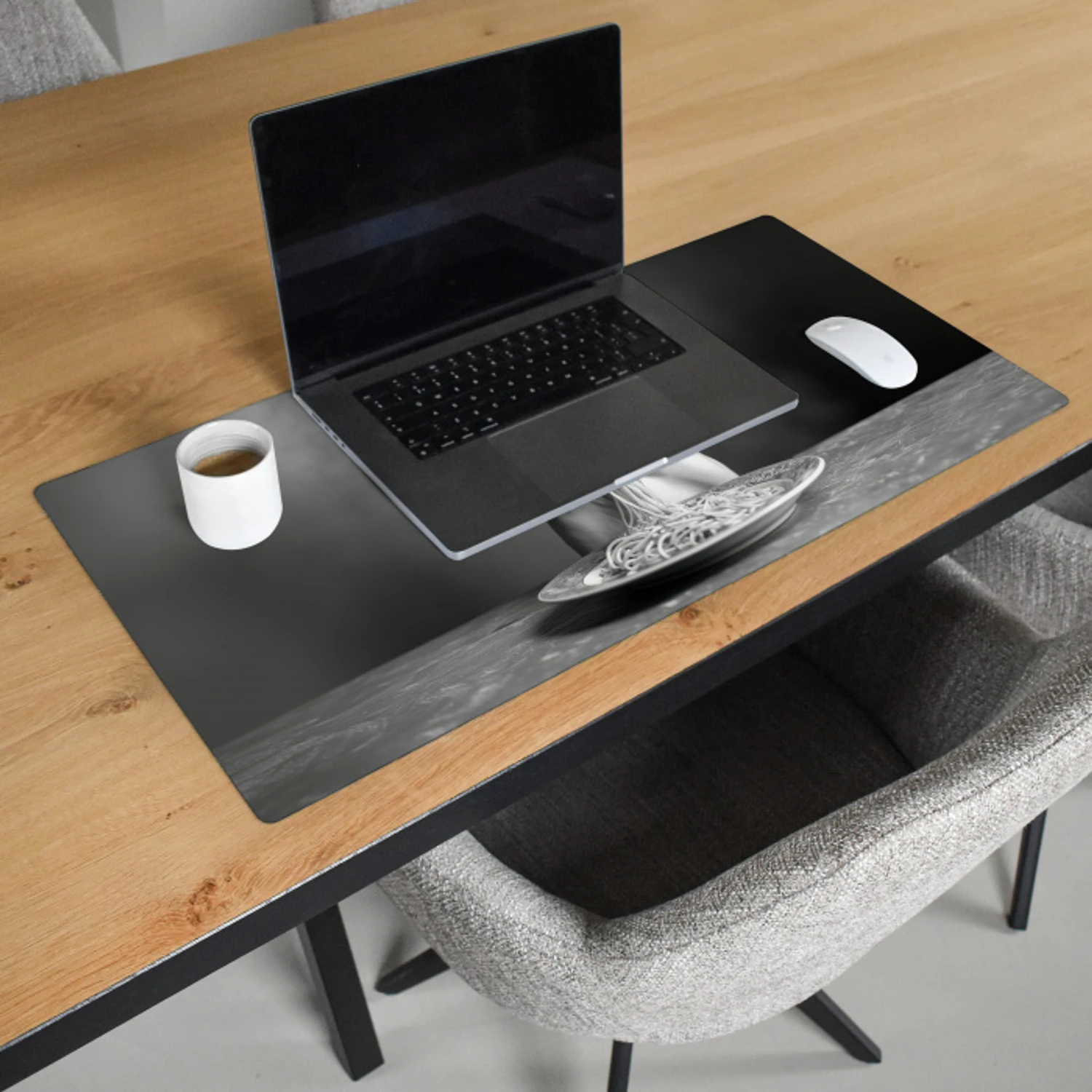 Sphynx - Kat - Dieren - Humor - Spaghetti - Zwart Wit Muismat XXL klein -sfeer1