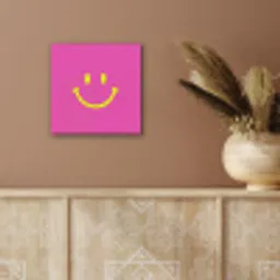 Smiley - Vrolijk - Roze aluminium wit klein -sfeer4