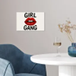 Lip - Girl - Rood - Letters poster papier klein -sfeer3