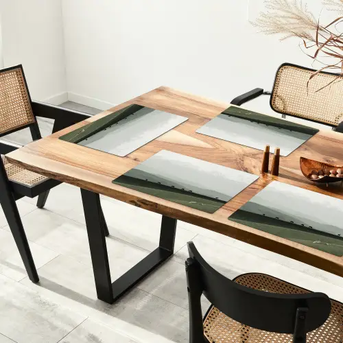 Grijs - Berg - Paarden Placemat vinyl groot -zzsfeer4_Kitchenyeah-website