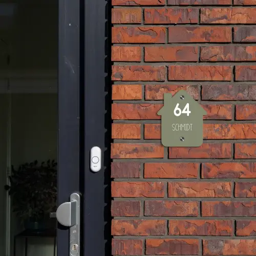Olijfgroen - Modern Naambord Huisje klein -sfeer2