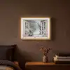 Bos - Winter - Bomen - Natuur - Pad - Doorkijk - Wit Light Box met batterij (Wandlamp) middel -sfeer4