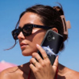 Porselein - Tonijn - Delfts - Blauw Toughcase MagSafe Apple iPhone 17 klein -Sfeer2V