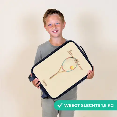 Een tennisracket in beige tinten Kinderkoffer - Zwart klein -sfeer4_NL