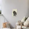 Palmblad - Donkere bladen - Subtiel Tuinposter op houten frame 2 cm dik klein -sfeer1