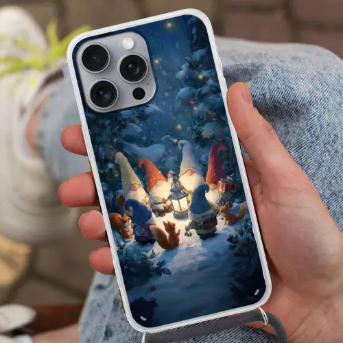 Winter - Gnooms - Eekhoorns - Meerkleurig Hoesje iPhone 16 Pro Max met koord klein -sfeer3