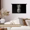 Ananas - Gedetailleerd - Bladeren Wandkleed katoen klein -sfeer1