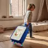 Vos en konijn omringd door groene blaadjes Kinderkoffer - Blauw klein -sfeer1