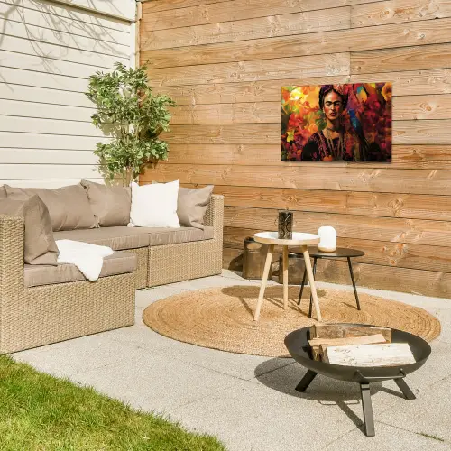 Vrouw - Bloemen - Papegaai - Schilderachtig Tuinposter op houten frame 2 cm dik klein -sfeer2