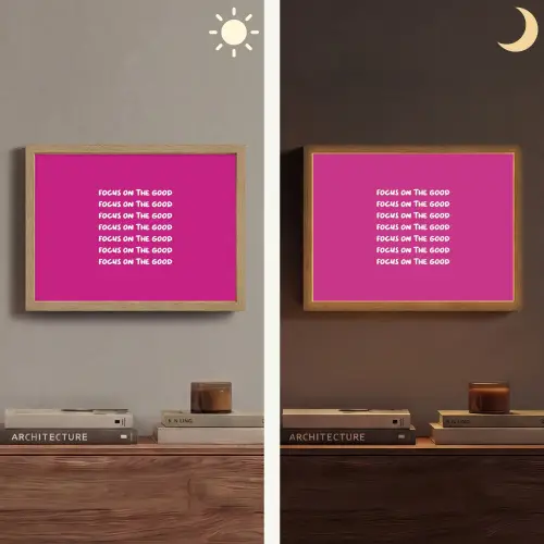 Focus on the good - Roze - wit Light Box met batterij (Wandlamp) middel -sfeer3