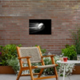 Honkbal - Wit - Vliegt Tuinposter op houten frame 2 cm dik klein -sfeer3