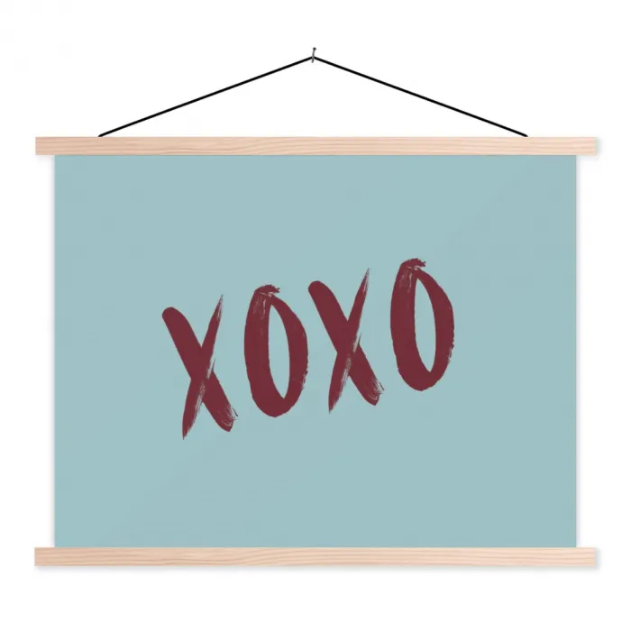 XOXO - Blauw - Rood textielposter latten blank klein -3d