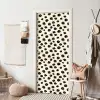 Madeliefjes - Grafisch - Zwart - Beige deurposter klein 289 -sfeer6