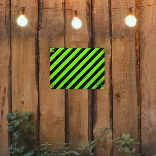 Gaming - Strepen - Schuin - Groen tuinposter los doek klein -sfeer1