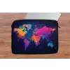 Wereldkaart - Kleurrijk - Graffiti laptophoes neopreen klein -tafel