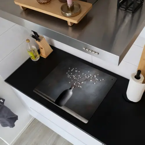 Takken - Vaas - Bolletjes - Wit Inductie beschemer met haakjes middel -sfeer1
