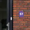 Donkerpaars - Traditioneel Naambord Huisje klein -sfeer2