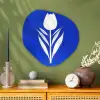 Tulp - Minimalistisch - Bladeren - Wit Wandcirkel Organisch Aluminium middel -sfeer2