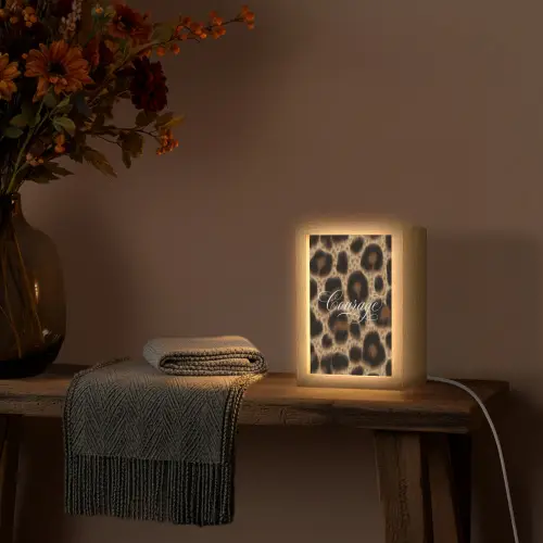Luipaardprint - Bruin - Courage - Sierlijk Light Box met kabel (Tafellamp) klein -sfeer4