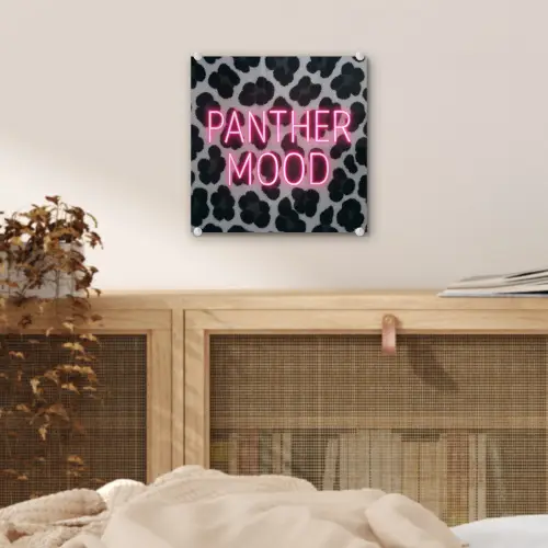 Panterprint - Zwart - Neonletters - Roze plexiglas 5mm klein -sfeer4