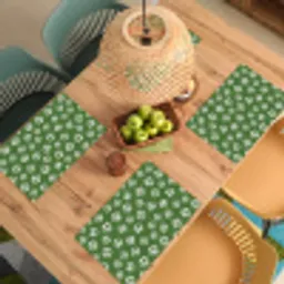 Voetbal - Sport - Groen Placemat vinyl groot 368 -zzsfeer5_Kitchenyeah-website