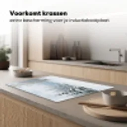Bospad - Dennen - Sneeuw - Winter - Rustgevend Inductie beschermer vinyl 3mm klein -sfeer1
