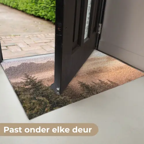 Zonlicht - Mist - Bergen - Bomen Deurmat klein -USP_NL