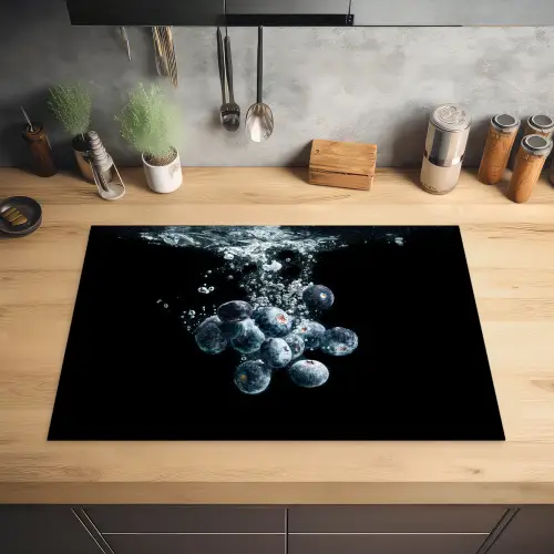 Blauwe bessen - Fruit - bes - Stilleven - Water - Zwart Inductie beschermer vinyl 3mm klein -sfeer5