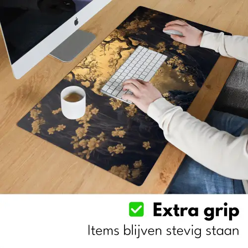 Bloemen - Takken - Goud - Sierlijk Muismat XXL klein -sfeer3