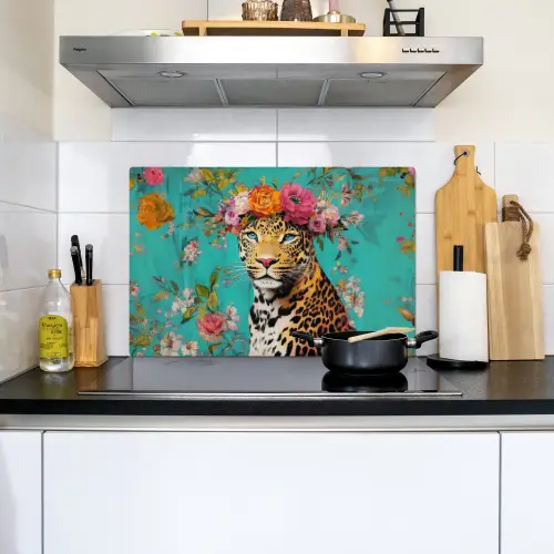 Luipaard - Bloemen - Kroon Inductie beschemer met haakjes klein -sfeer2