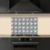 Borden - Bloemen - Blauw - Wit keuken achterwand spatscherm klein 900 -sfeer1