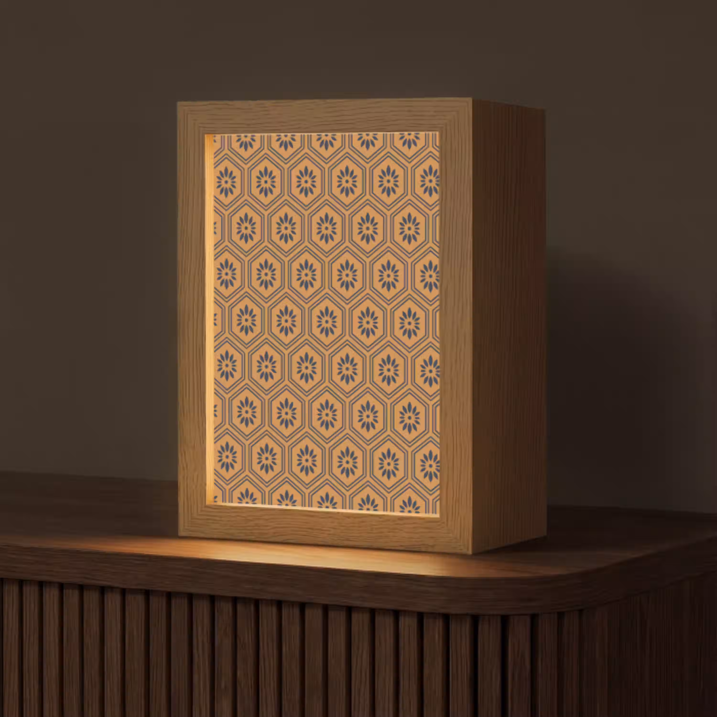 Okergeel - Patroon - Bloem - Donkerblauw Light Box met kabel (Tafellamp) klein 925 -z3d_website