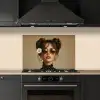 Vrouw - Beige - Bloem - Modern - Portret keuken achterwand spatscherm klein -sfeer1