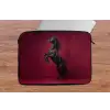 Hengst - Steigert - Rood laptophoes neopreen klein -tafel