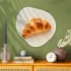 Croissant - Brood - Beige Wandcirkel Organisch Plexiglas middel -sfeer2
